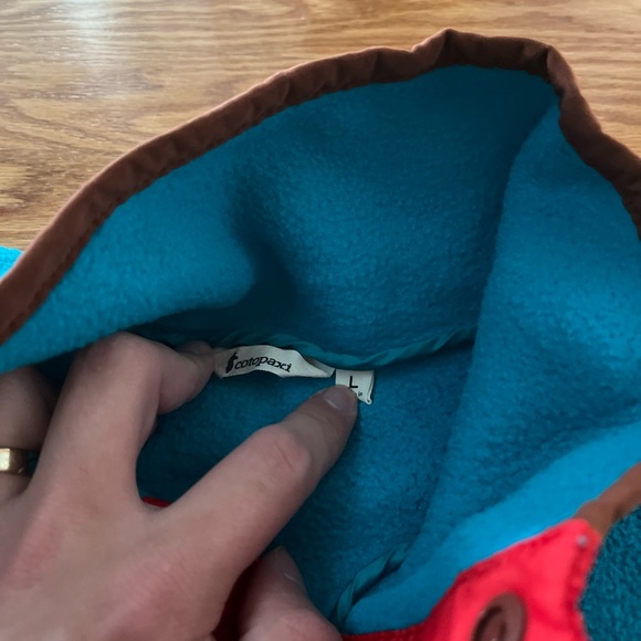 Turquoise and Orange Cotopaxi Fleece sweater size - L - Picture 4 of 4